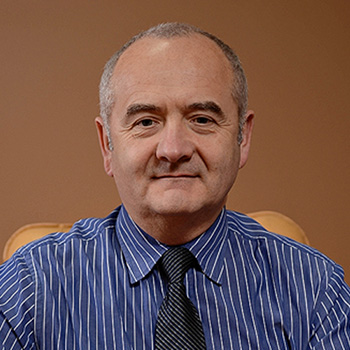Prof. dr hab. Piotr Wałęga